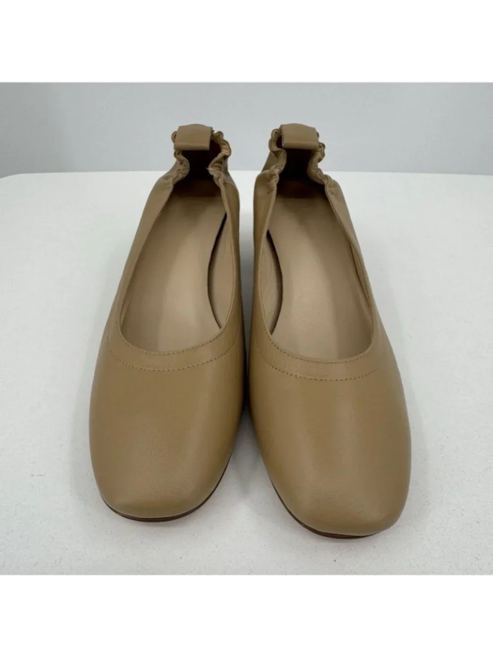 Everlane Italian Leather Day Heel Light Taupe 7.5 Women's Elastic Back Comfort